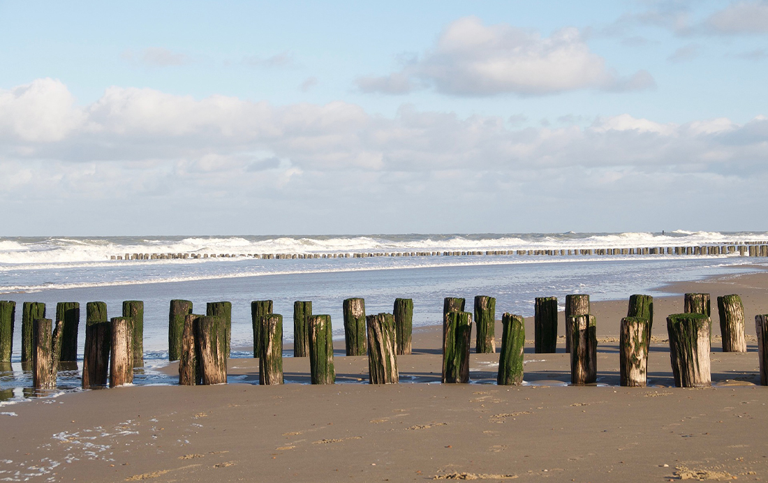 Golvende Noordzee bij Domburg